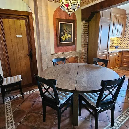 Bonito Y Luminoso En Carabeo Tatil Evi Nerja