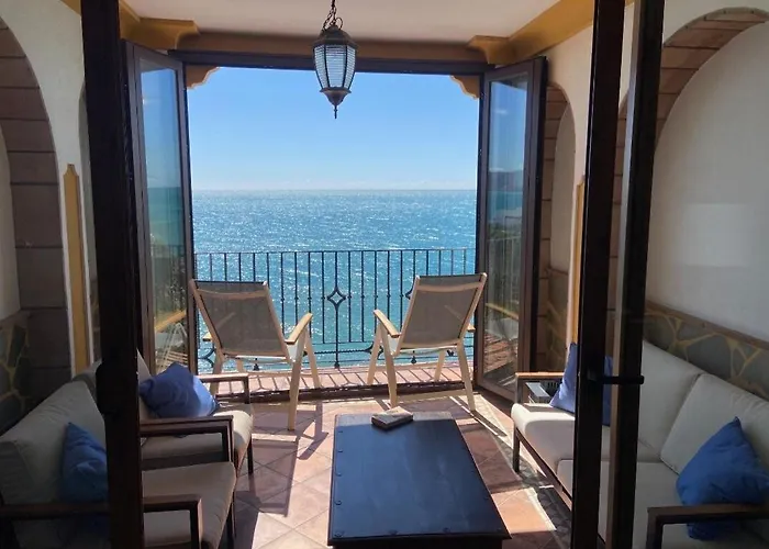 Bonito Y Luminoso En Carabeo * Nerja